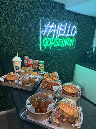 Photo of Madbuns Swansea - 32 St Helen's Rd, Swansea SA1 4AY